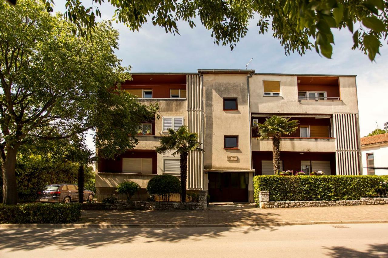 Apartman Barbara 罗维尼 外观 照片